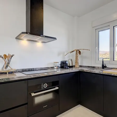 Penthouse Alhambra - Gerenoveerd Direct Aan Zee Apartman