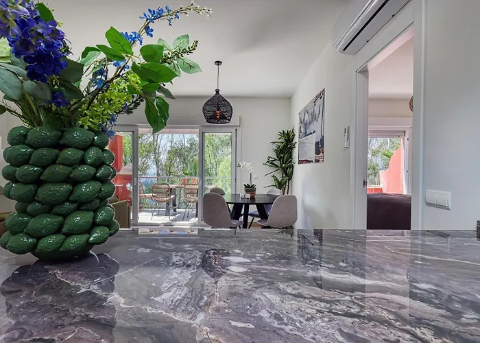 Penthouse Alhambra - Dakterras & Private Pool * 에스테포나